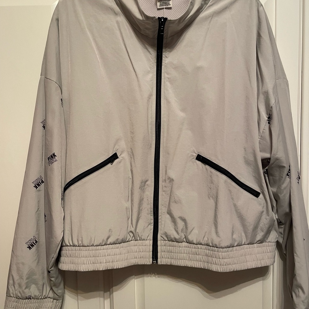 NWT Victoria's Secret Silver Gray Windbreaker Rain Jacket with Black Trim